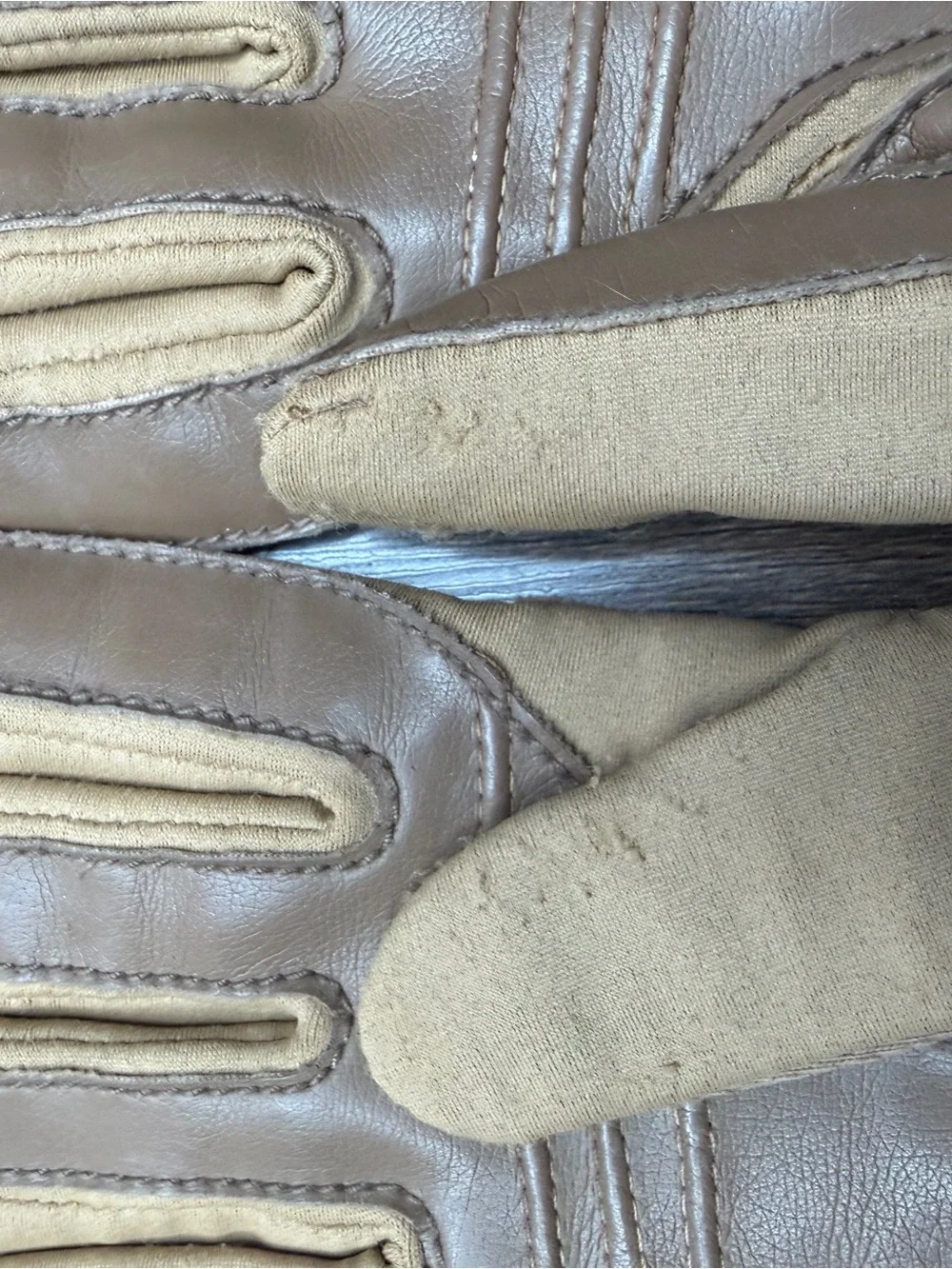 Vintage Women’s Brown Tan Sheer Energy Winter Gloves By Leggs